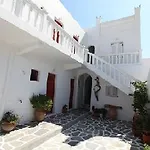 Alexandra & - Mykonos Port