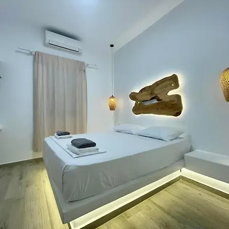 Alexandra Suites & Rooms - Mykonos Port