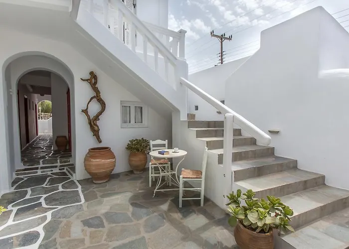 Alexandra Suites & Rooms - Mykonos Port *