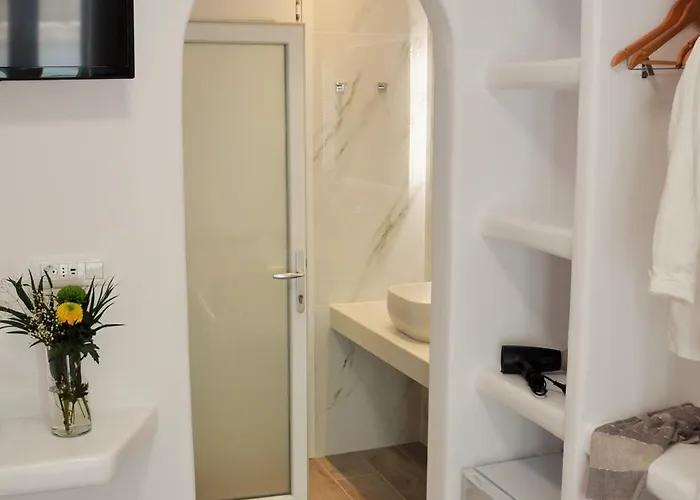 Alexandra Suites & Rooms - Mykonos Port Hotel Mykonos Town