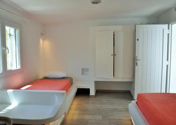 Alexandra Suites & Rooms - Mykonos Port *