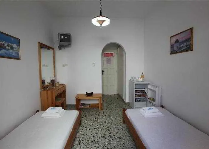 Alexandra Suites & Rooms - Mykonos Port * Mykonos Town