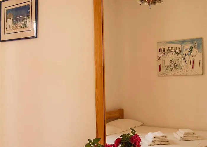 Alexandra Suites & Rooms - Mykonos Port Hotel