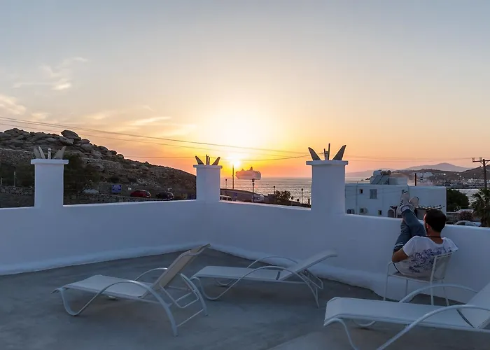 Alexandra Suites & Rooms - Mykonos Port Hotel *