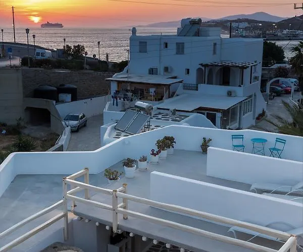 Alexandra Suites & Rooms - Mykonos Port Hotel *